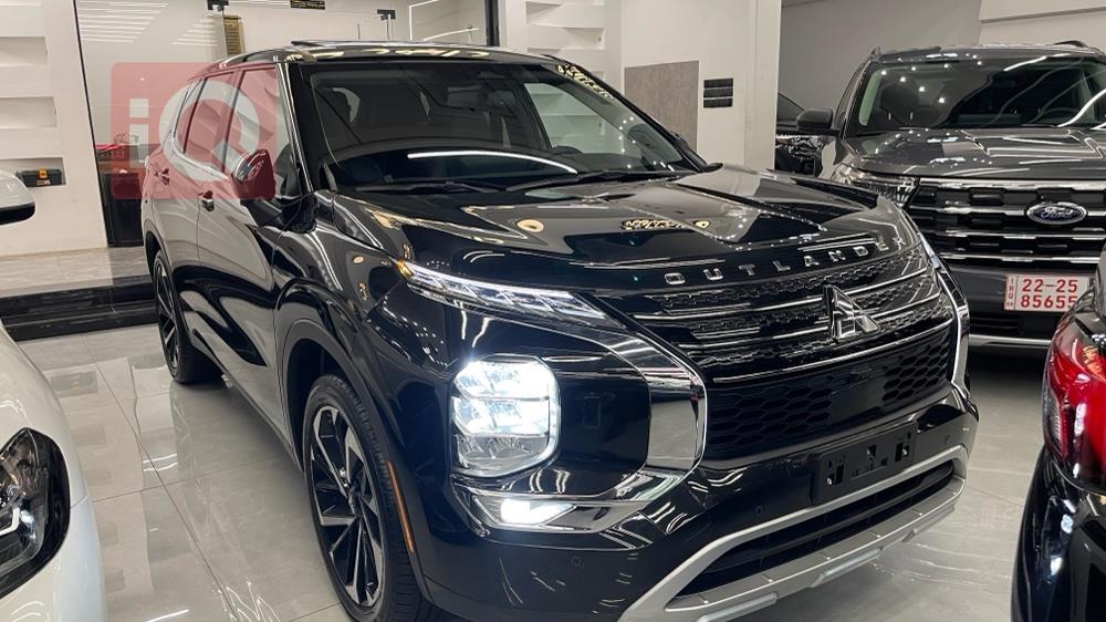 ميتسوبيشي اوتلاندر